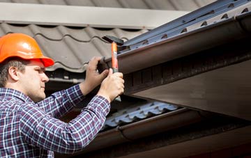 gutter repair Holton Le Moor, Lincolnshire